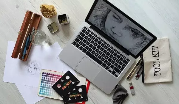 Tempat Kuliah Desain Grafis No. 1 di Indonesia. Free Sertifikat