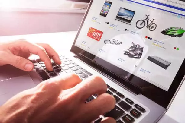 ilustrasi belanja online