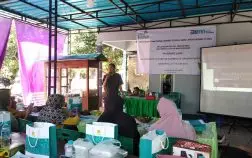 Pelatihan Digital Marketing Kelompok Usaha Masyarakat di Situbondo