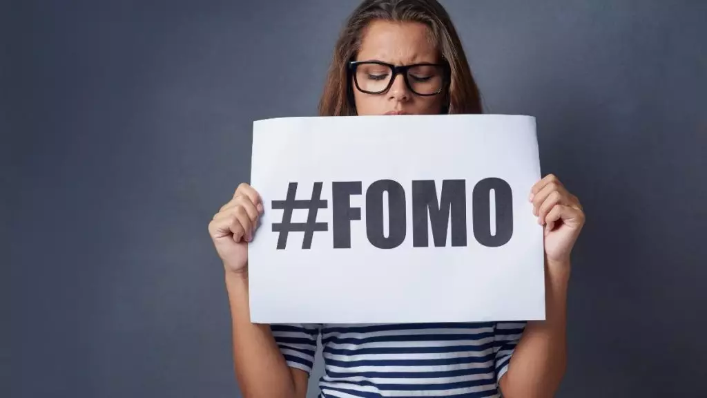 Gen Z Nggak Bisa Dipaksa Beli. Tapi Bisa Dibikin FOMO!