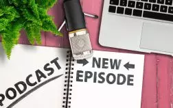 Podcast Marketing: Cara Santai Biar Bisnis Kamu Ngetop